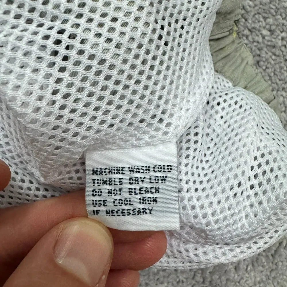 Tommy Bahama return items rips