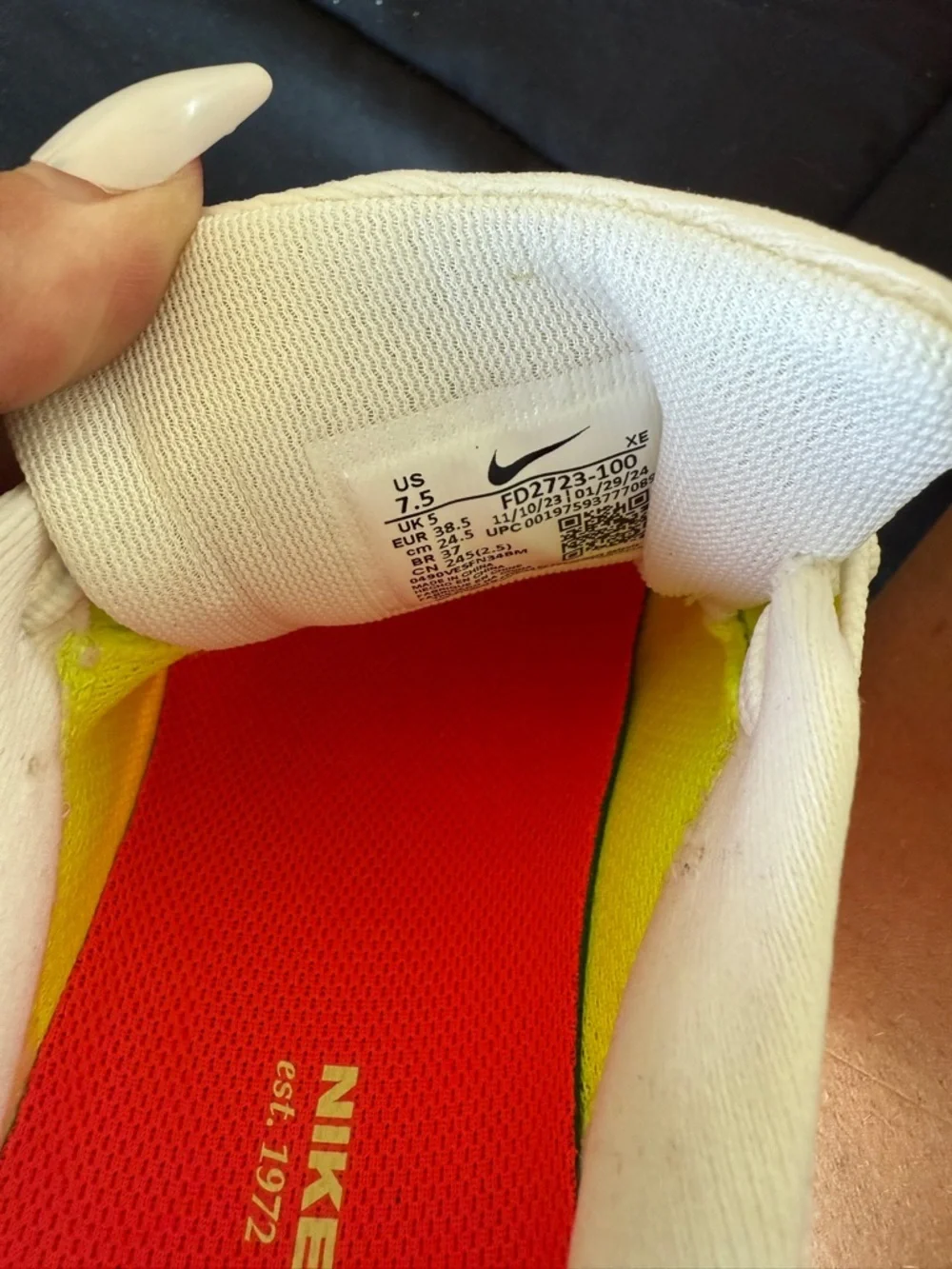 Nike size women’s