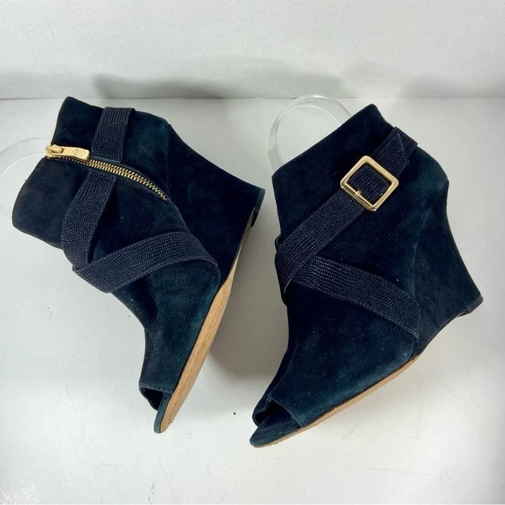 Vince Camuto vince camuto