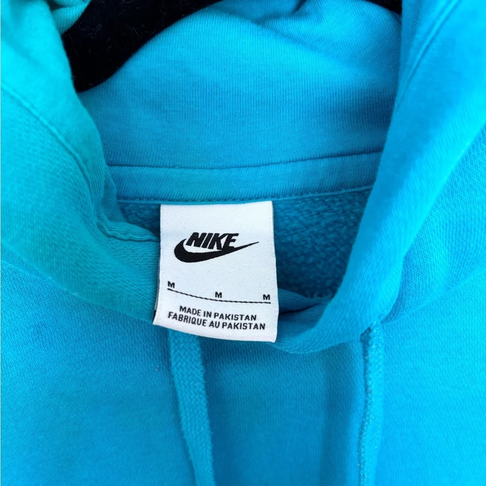 Nike bright sporty
