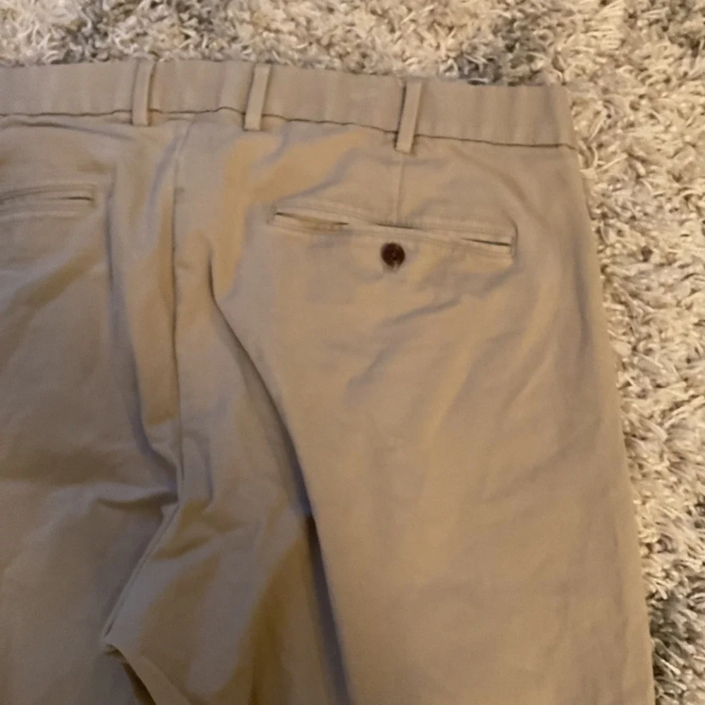 GAP classic khaki