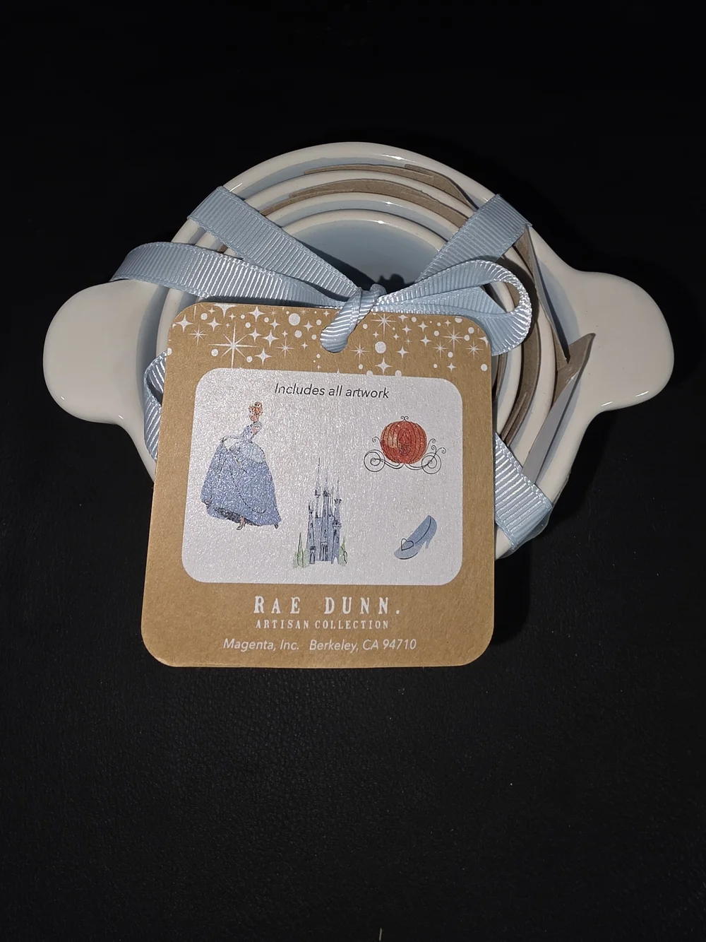 Rae Dunn set tied cups