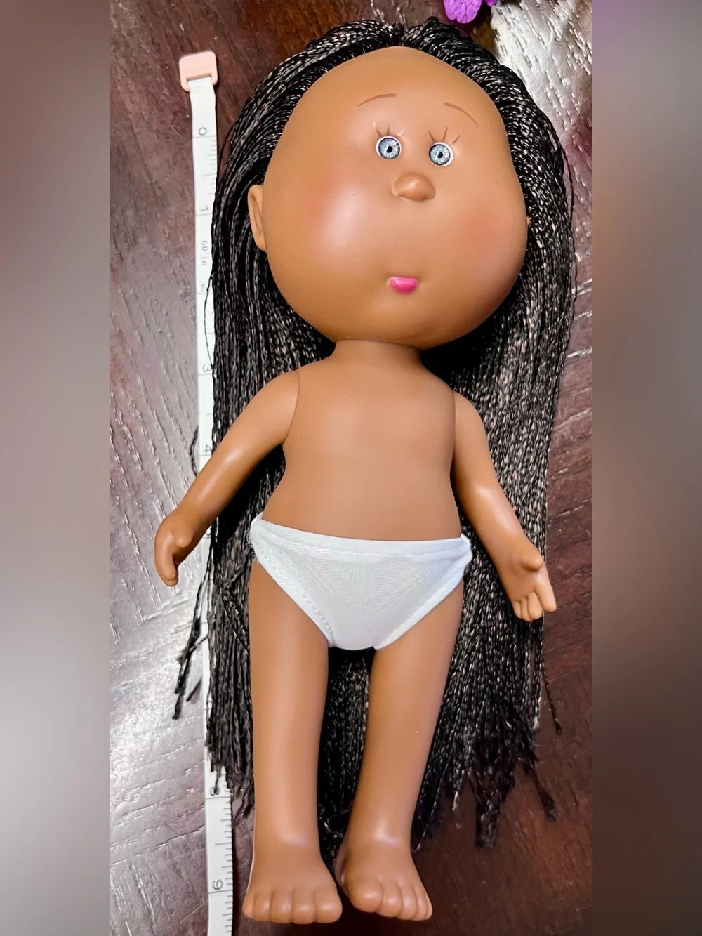 MIA nwt 9”