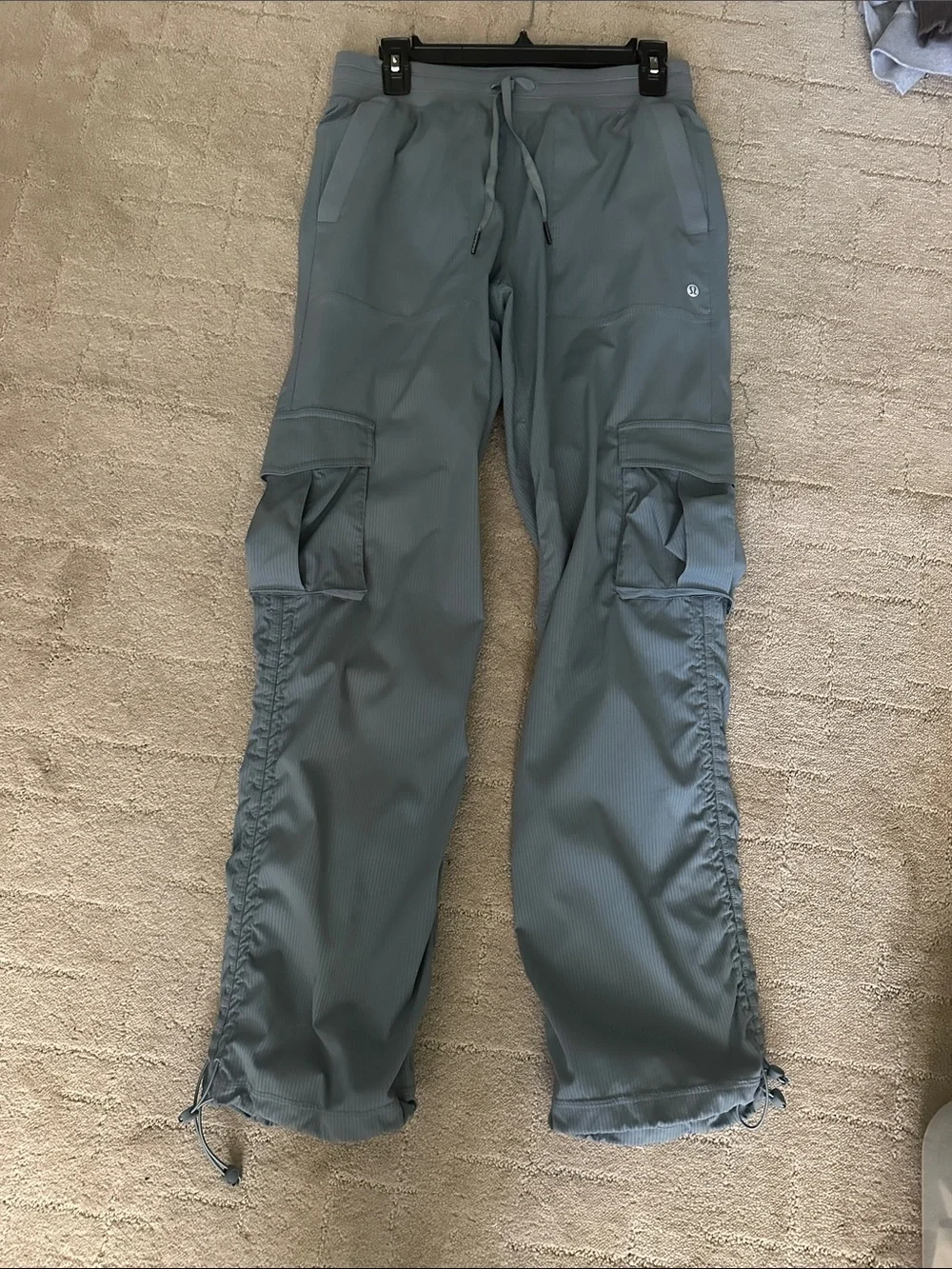 Lululemon Studio Dance Relaxed Fit Mid Rise Cargo Pant size small Belgian Blue