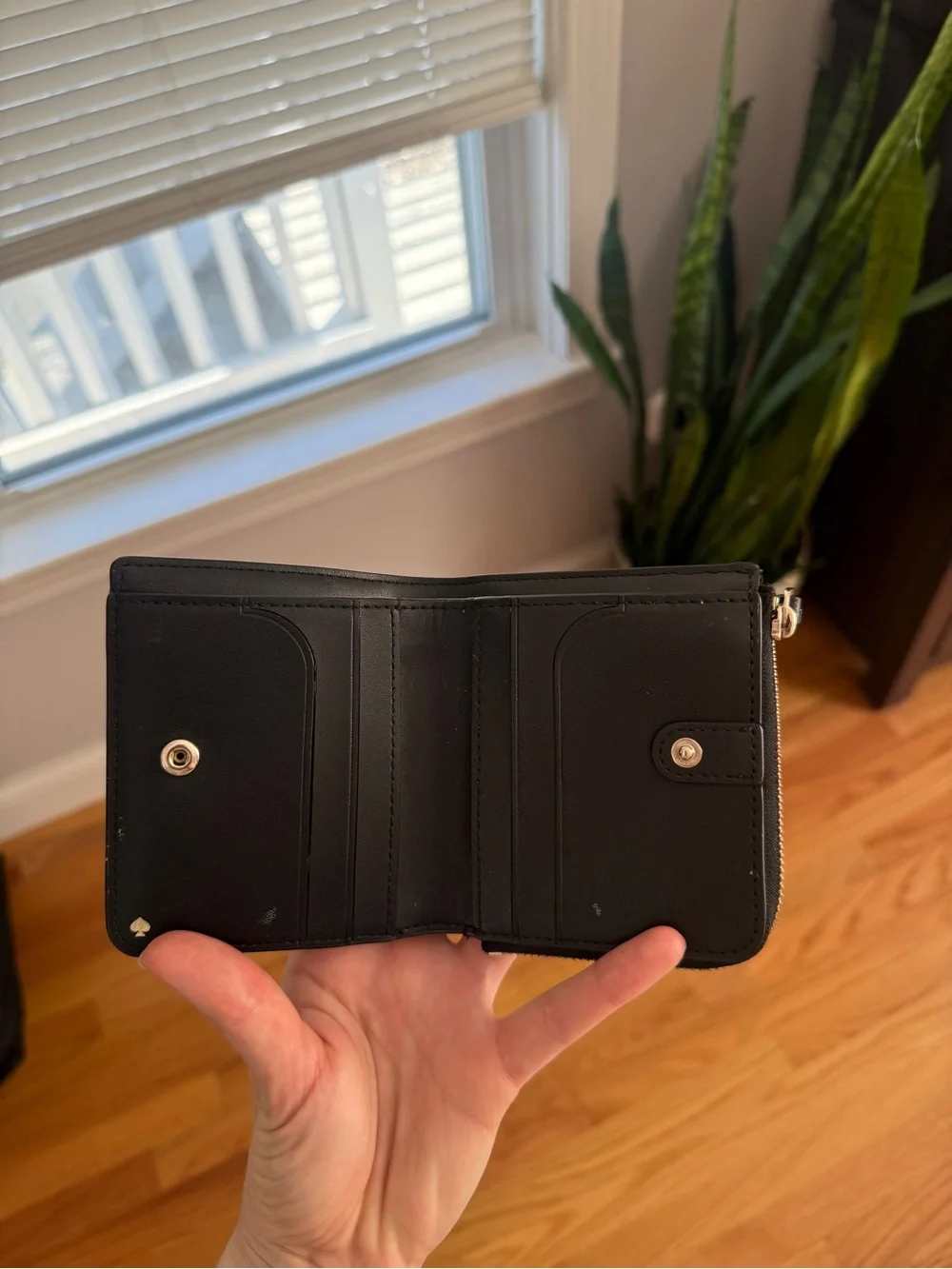 kate spade compact zip