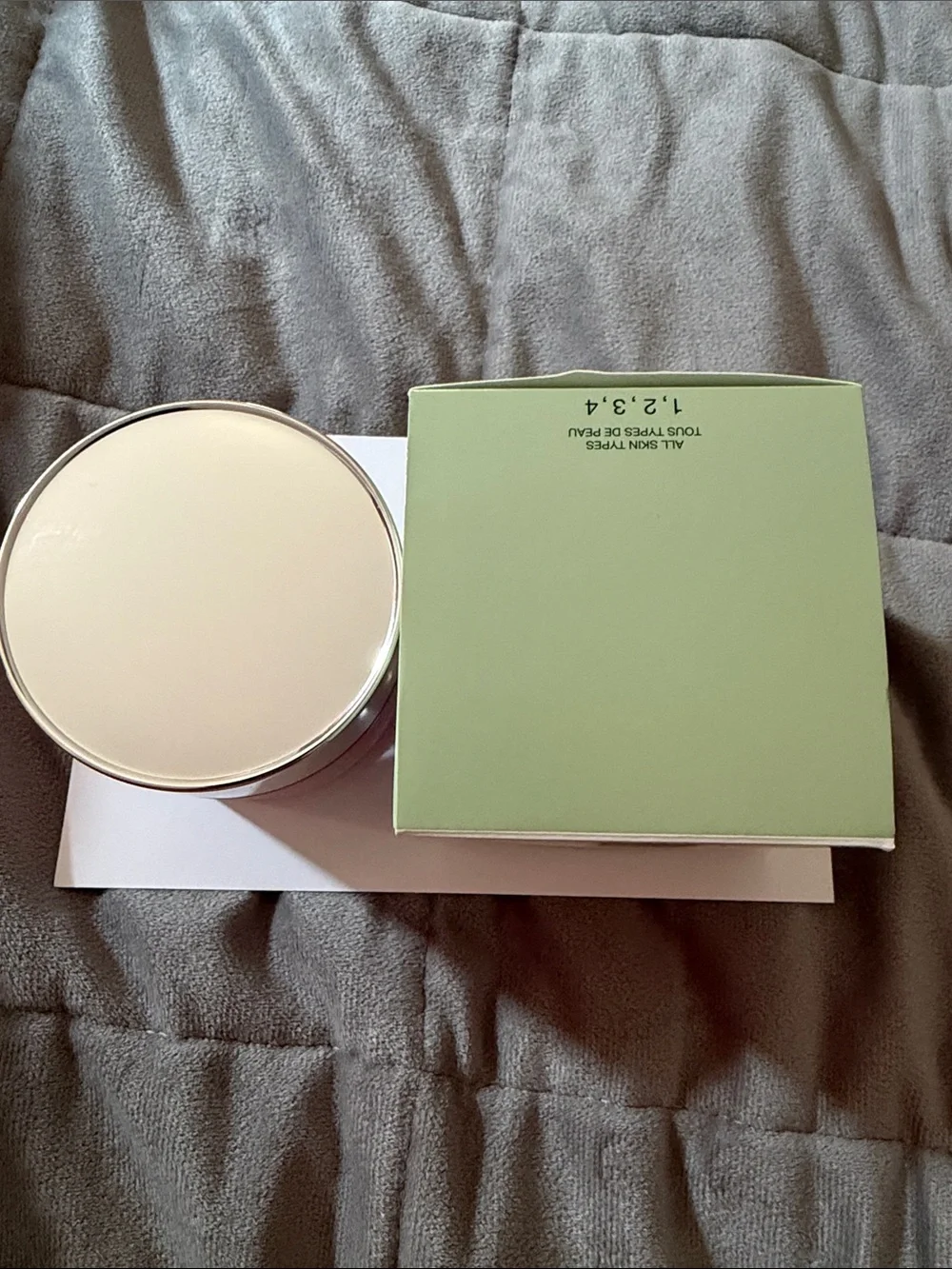 Clinique moisture surge