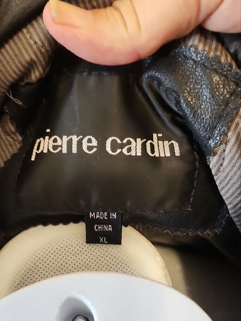 Pierre Cardin classic black