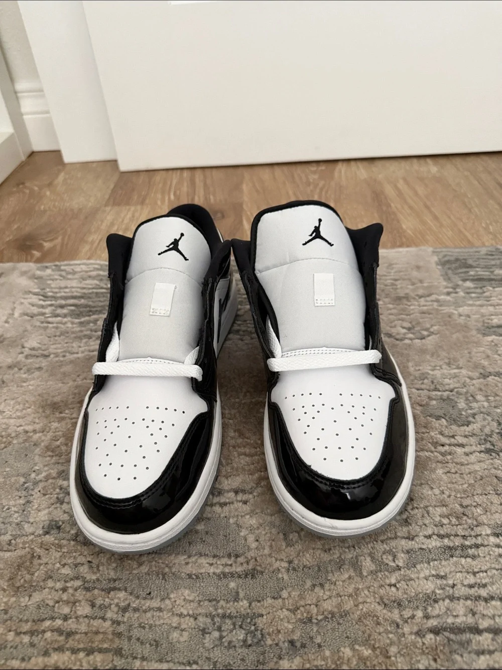Jordan low top