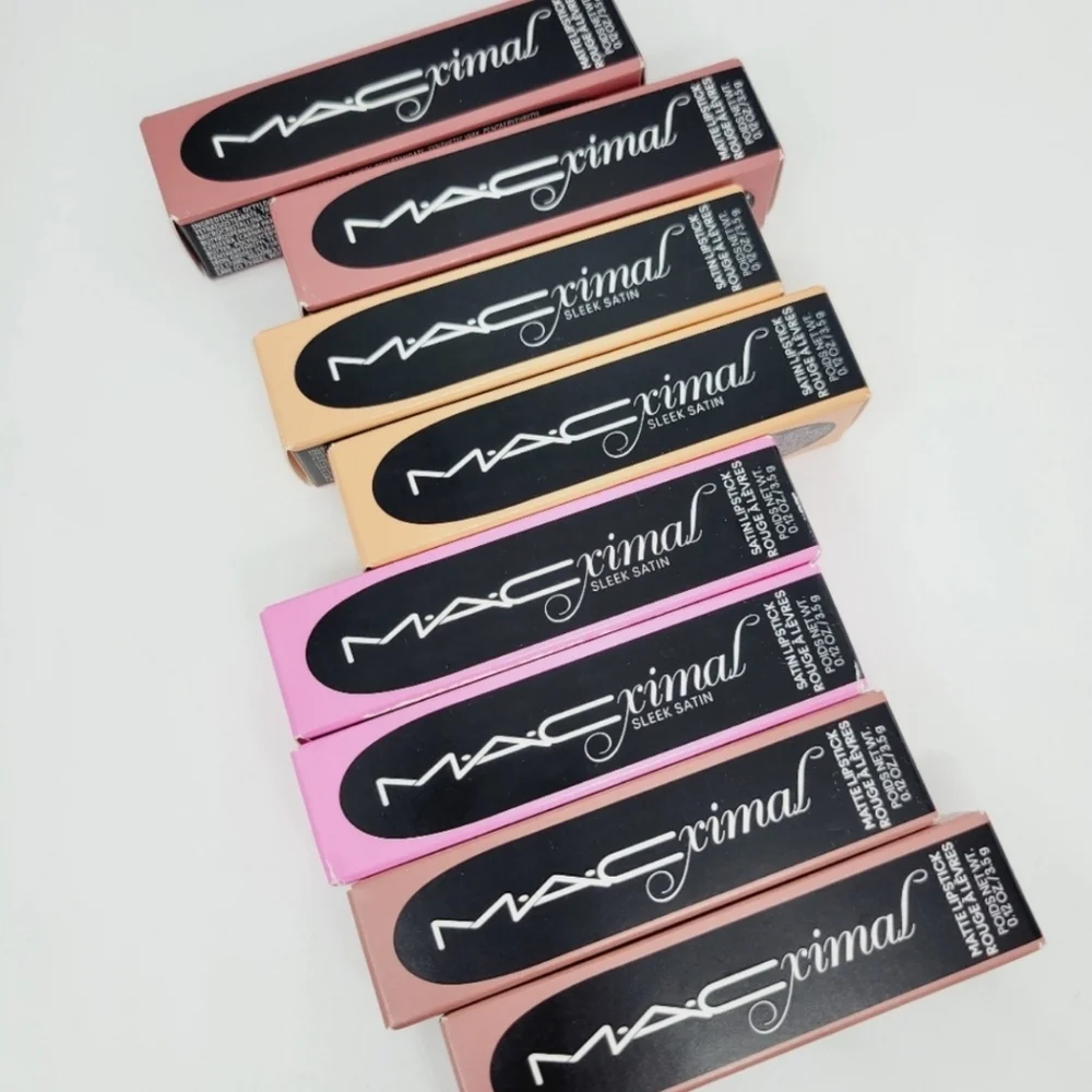 MAC Cosmetics silky matte
