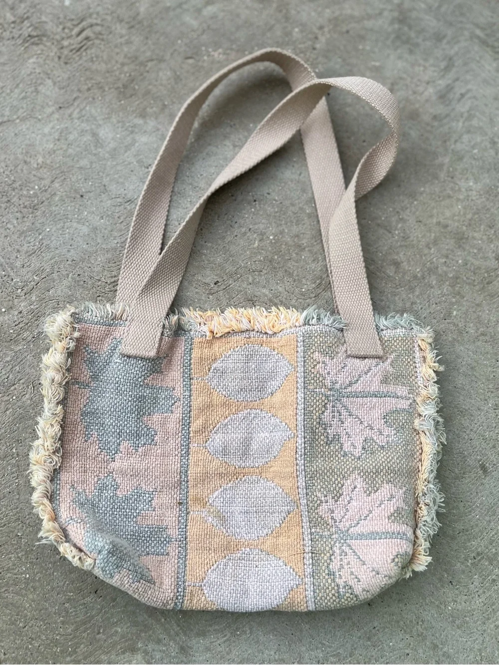 UNBRANDED | Small Woven Pastel Leaf-Print Tapestry Tote Bag