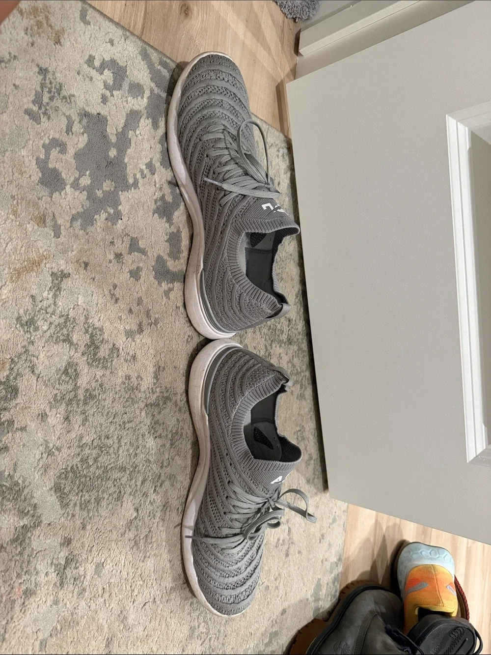 APL breathable knit