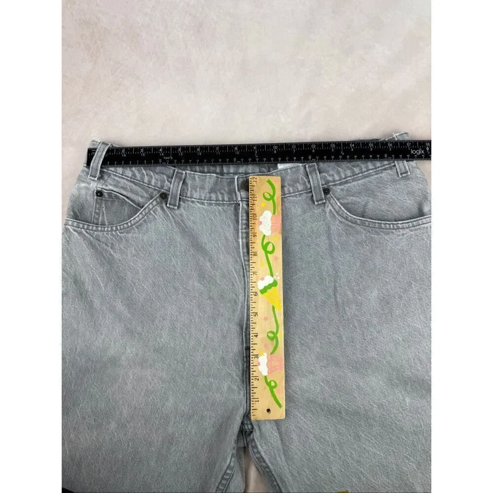 Levis by gray