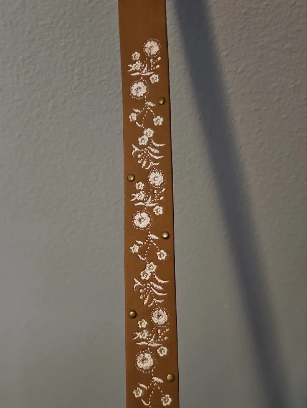 Wallflower brown leather