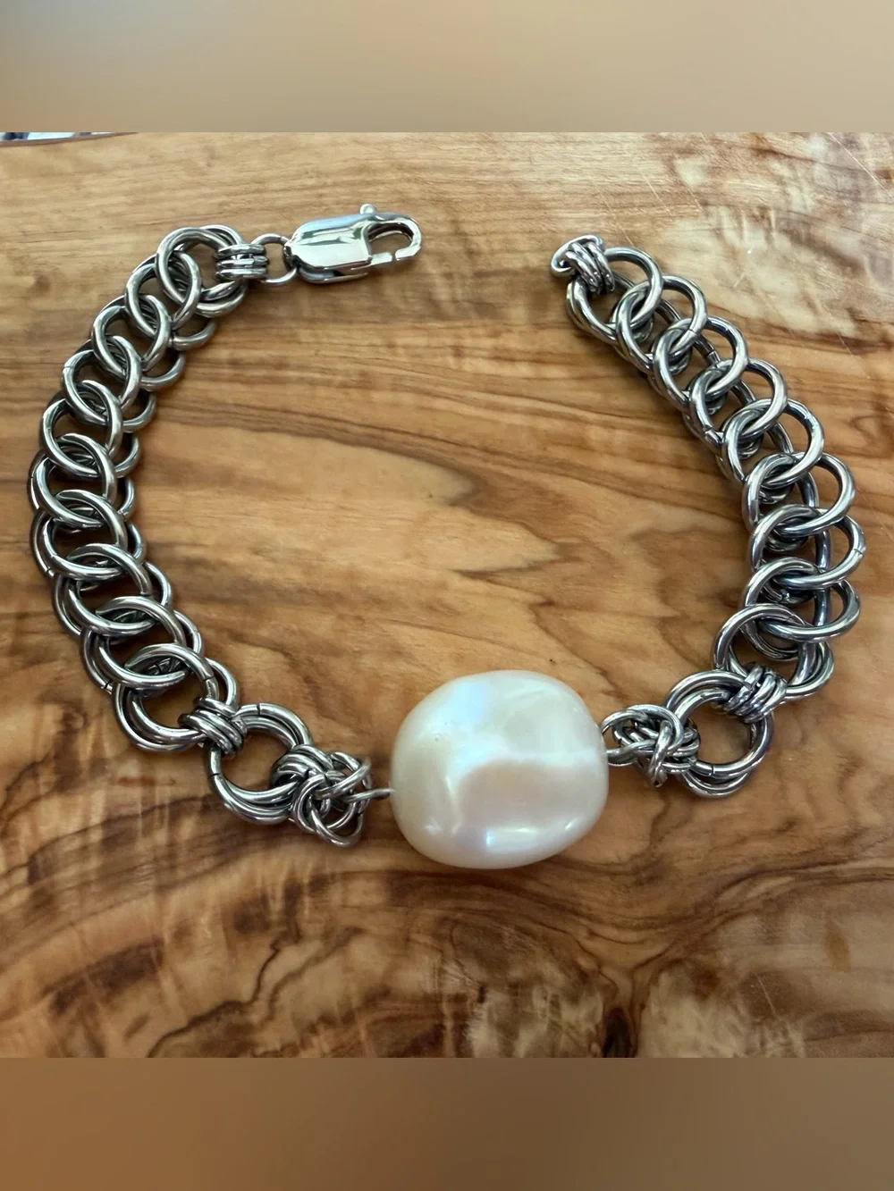Chainmaille Bracelet with Large White Baroque Pearl