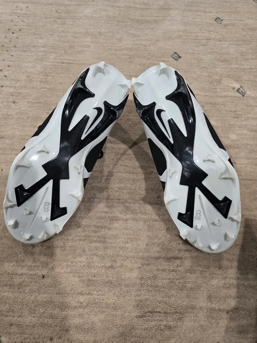 Nike youth athletic