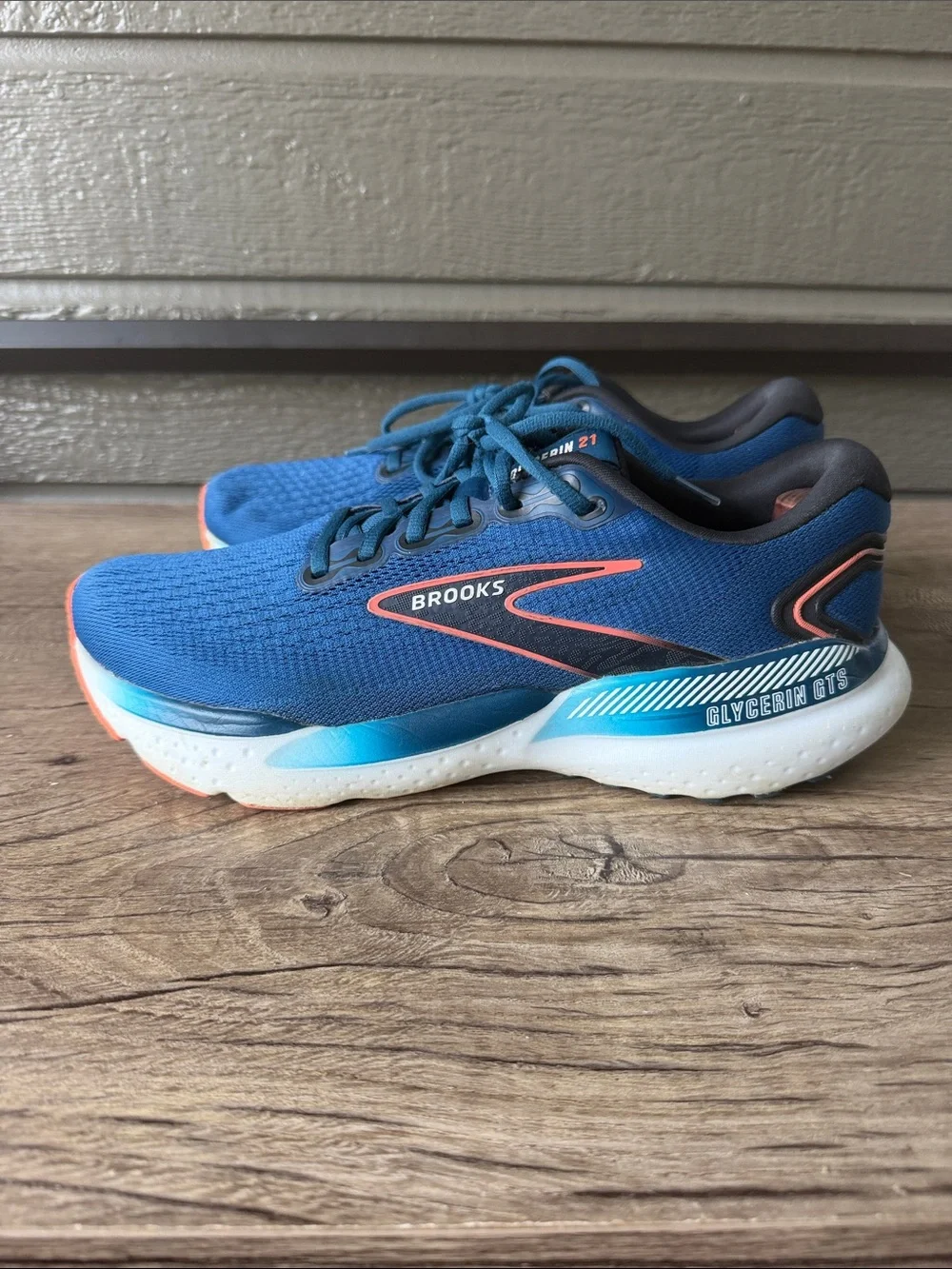 Brooks pre owned