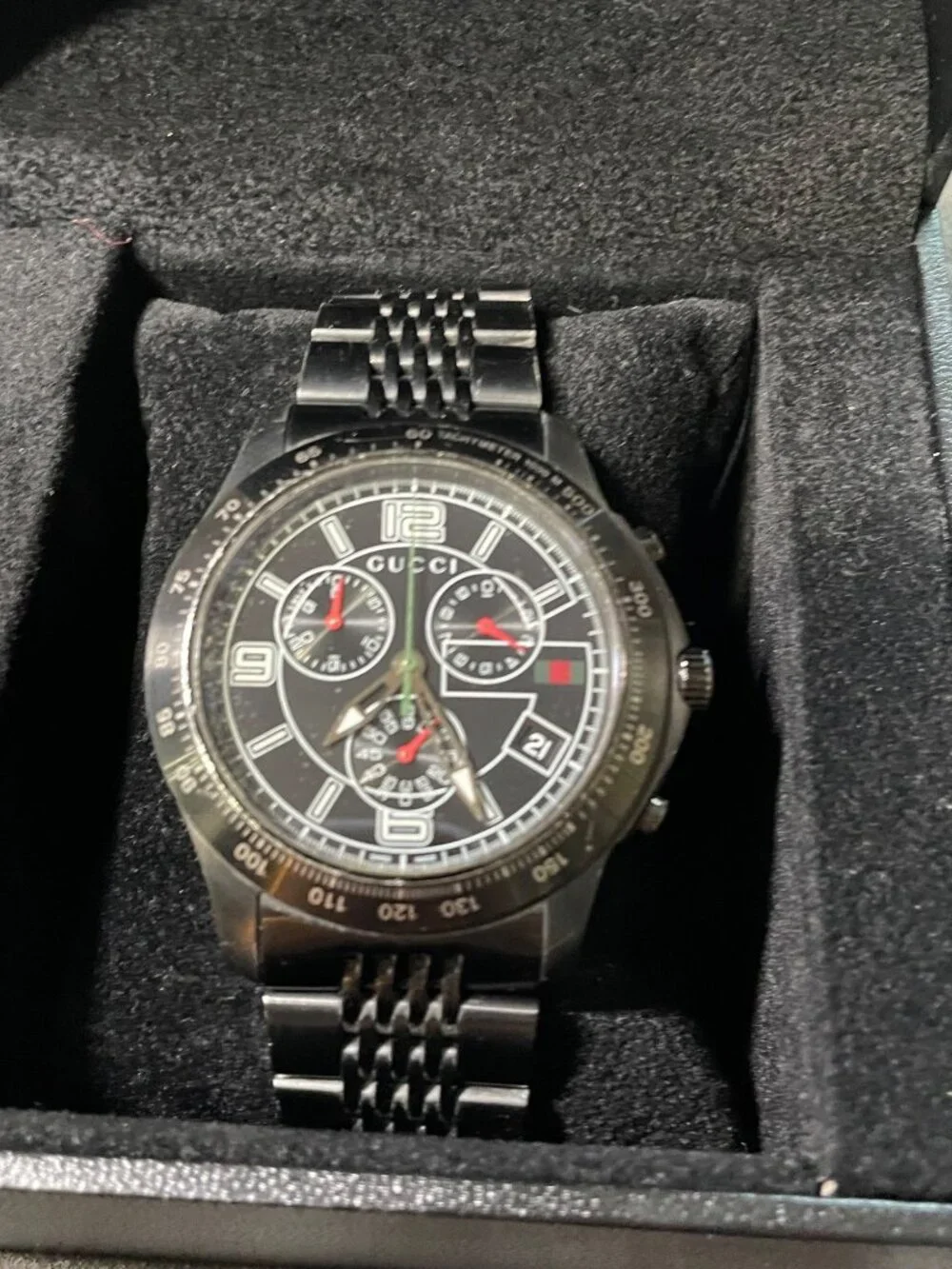Gucci Swiss Made Mens Black Stainless Steel Chronograph Watch 126.2 With Box