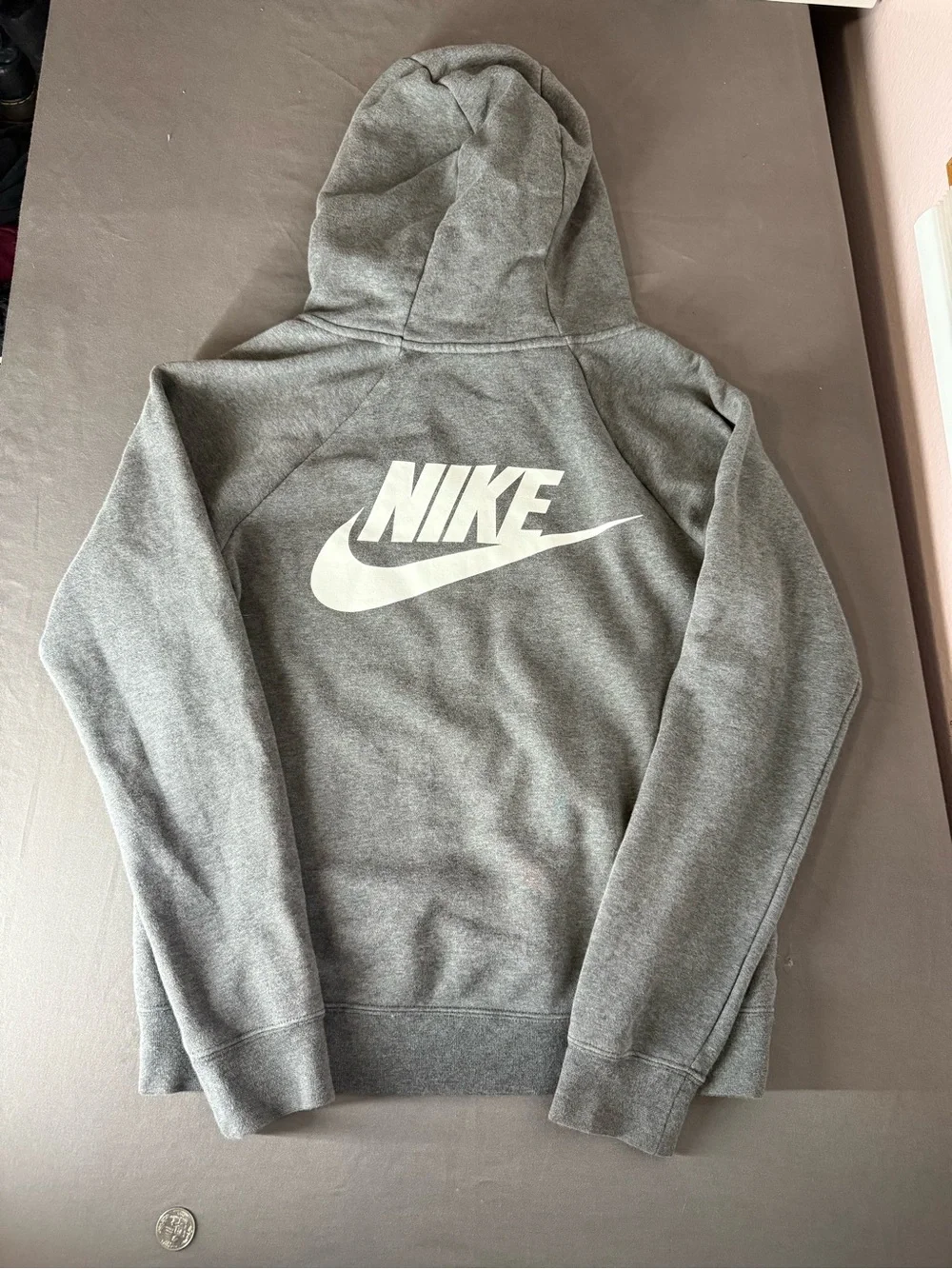 Nike lightweight pullover