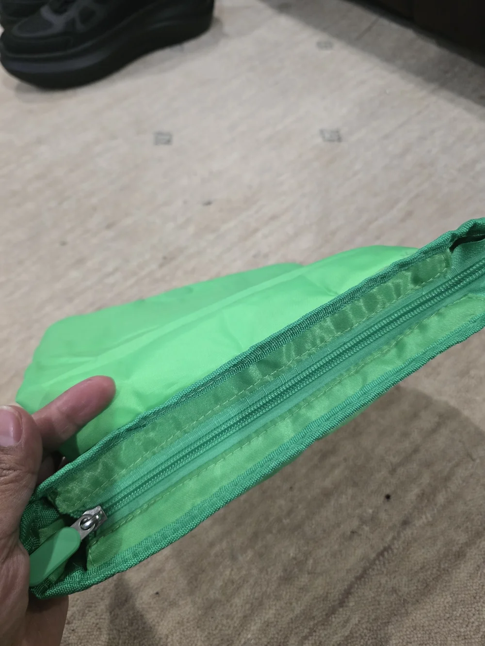 InnIsFree green quilted