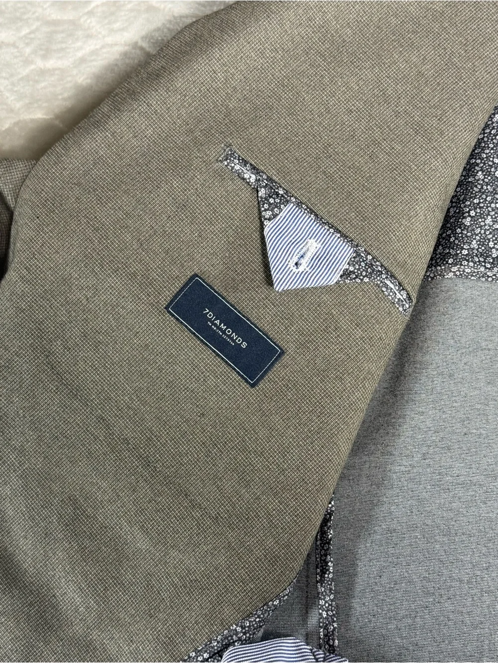 7 Diamonds brand new