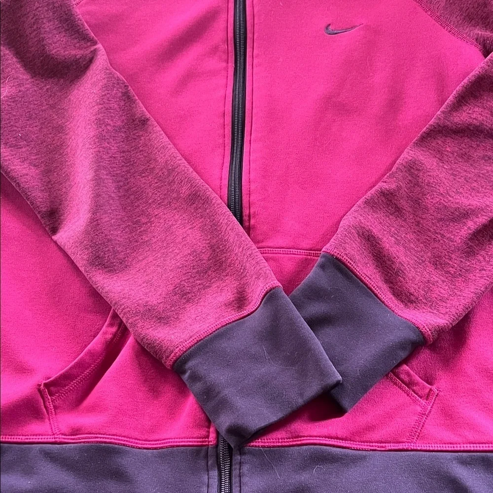Nike stay warm