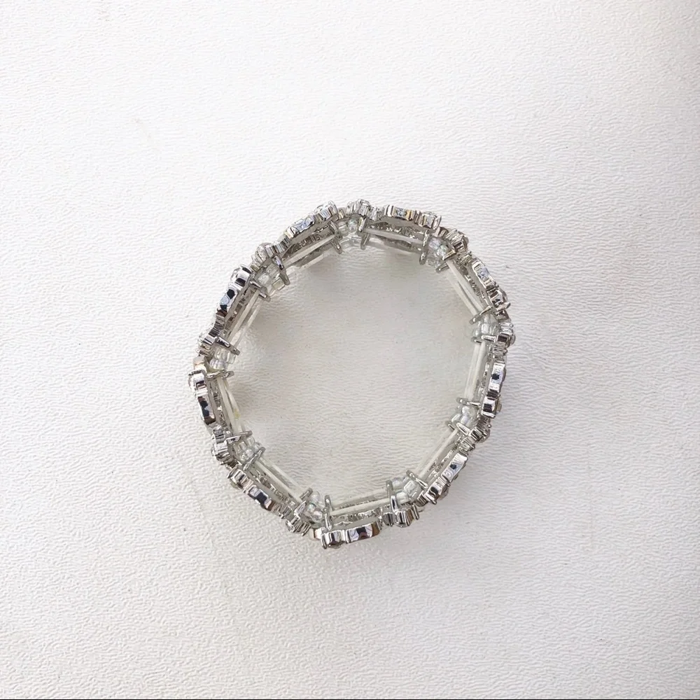 The Danbury Mint Stretch Bracelet Seasonal