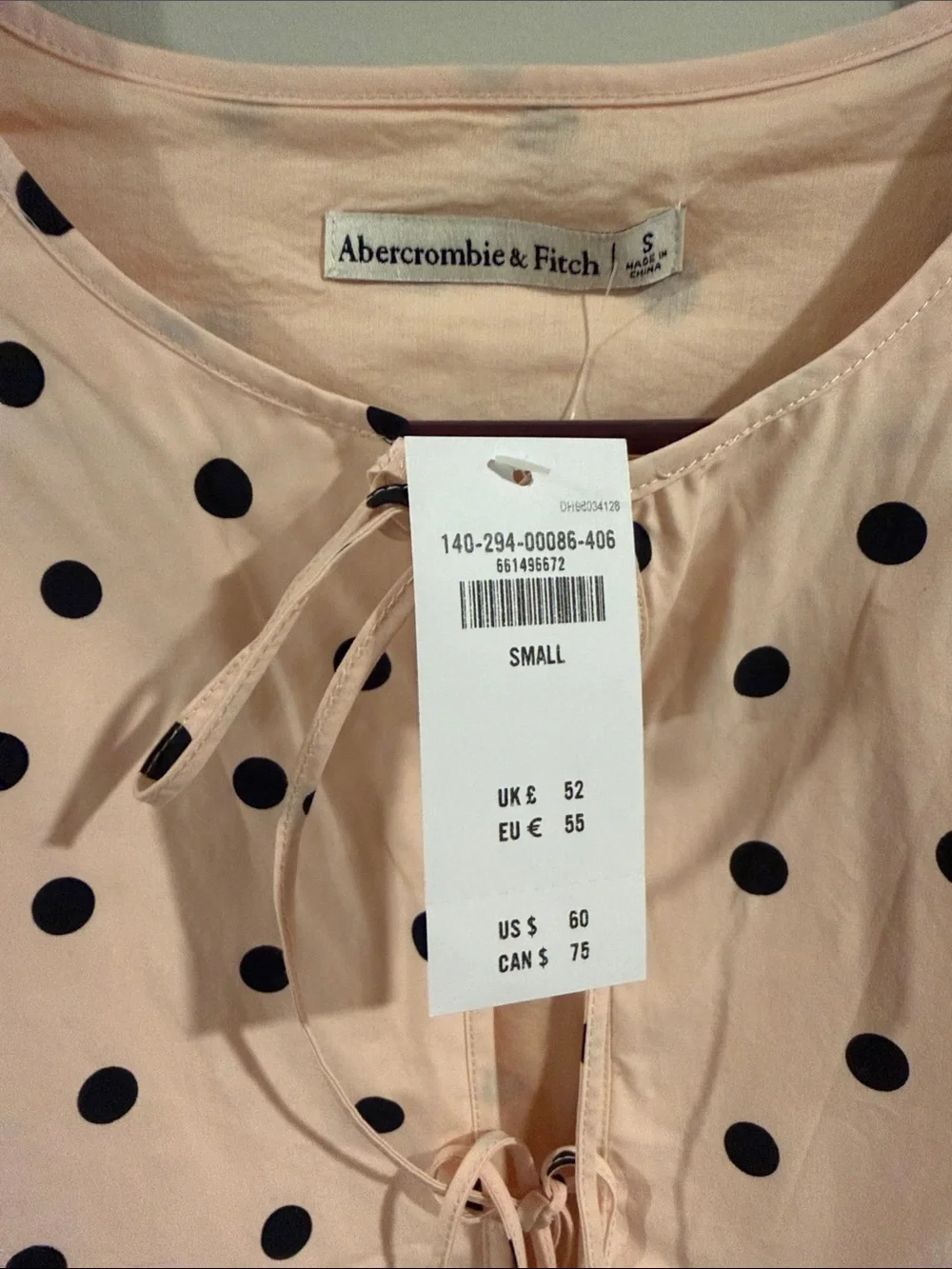 Abercrombie & Fitch new tags