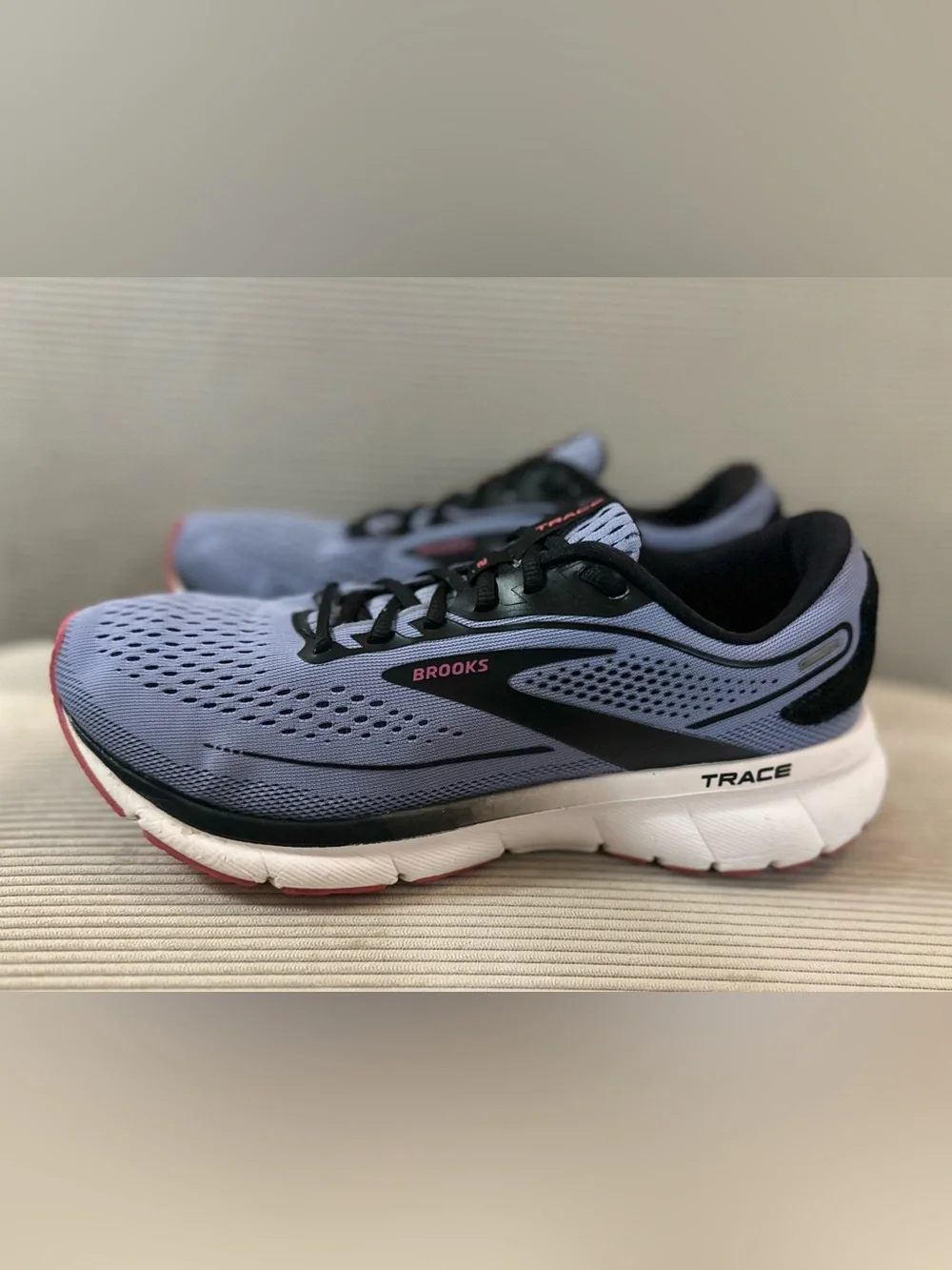 Brooks breathable lavender