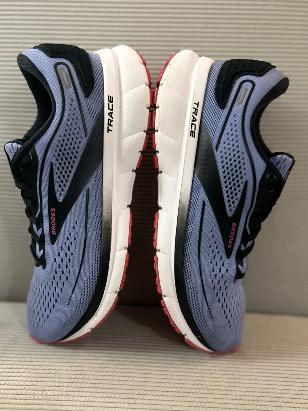 Brooks breathable lavender