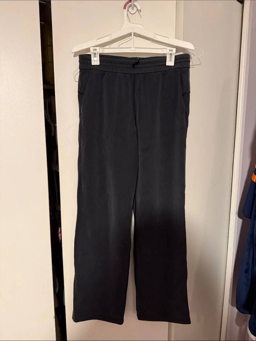 lululemon athletica flowy wide