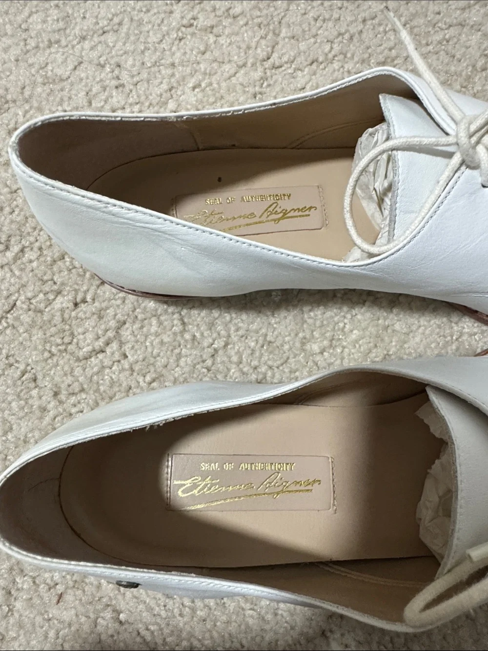 Etienne Aigner classic etienne