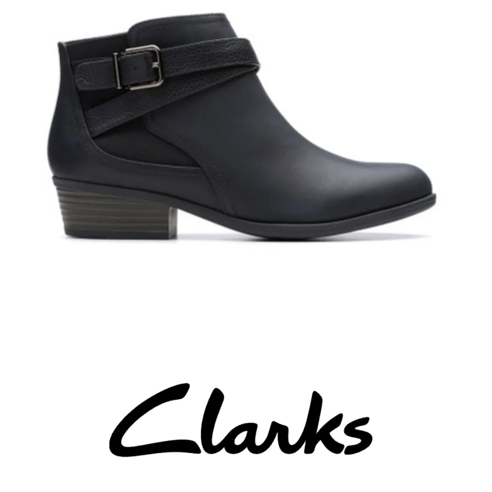 Clarks Collection Womens Ankle Boots shoes sz 8M