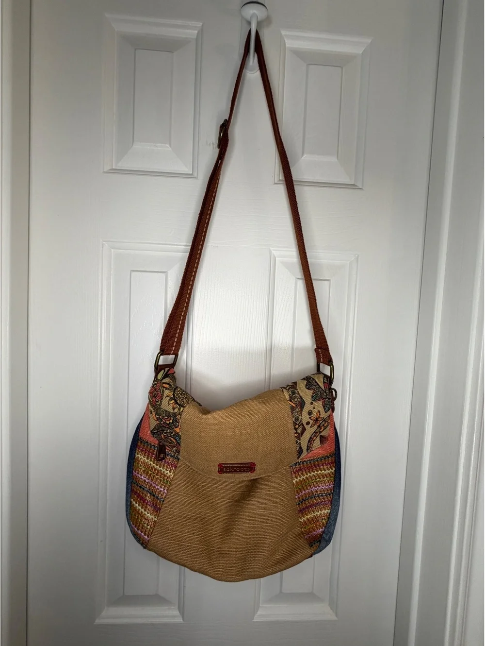 Sakroots Crossbody Bag – Boho Patchwork Design, Adjustable Strap, Casual Purse