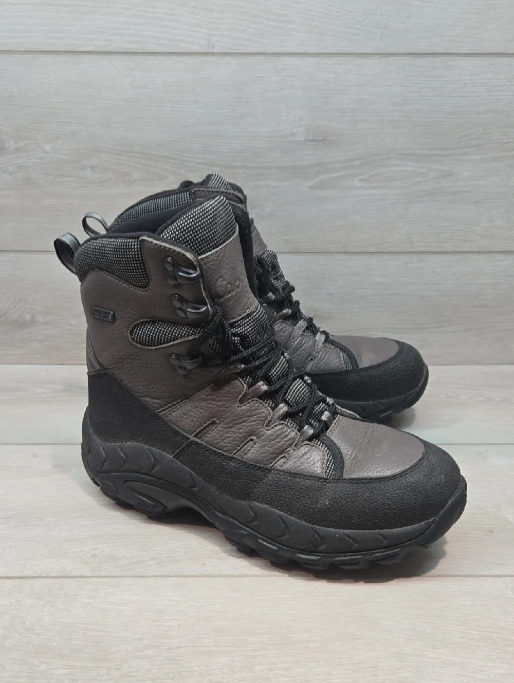 Cabelas Mens Dry Plus Thinsulate Gray& Black Insulated Hiking Boots Shoes Sz 9D