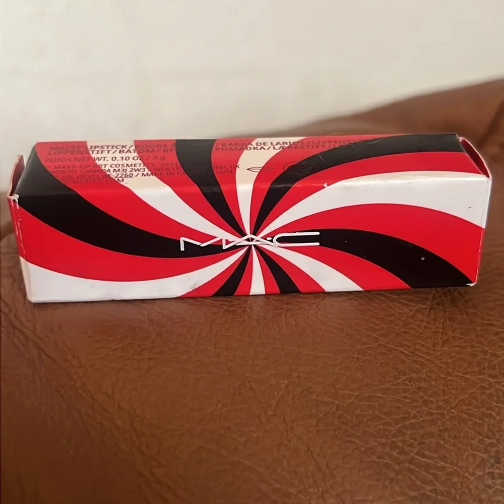 MAC Cosmetics Limited Edit. Hypnotizing Matte Lipstick - For My Next Trick