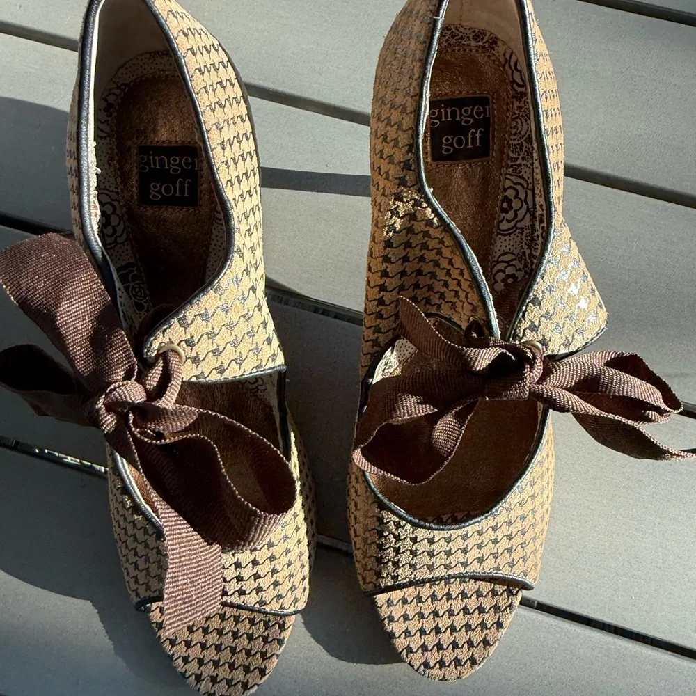 Ginger Goff Bianca Herringbone Heels, 7.5
