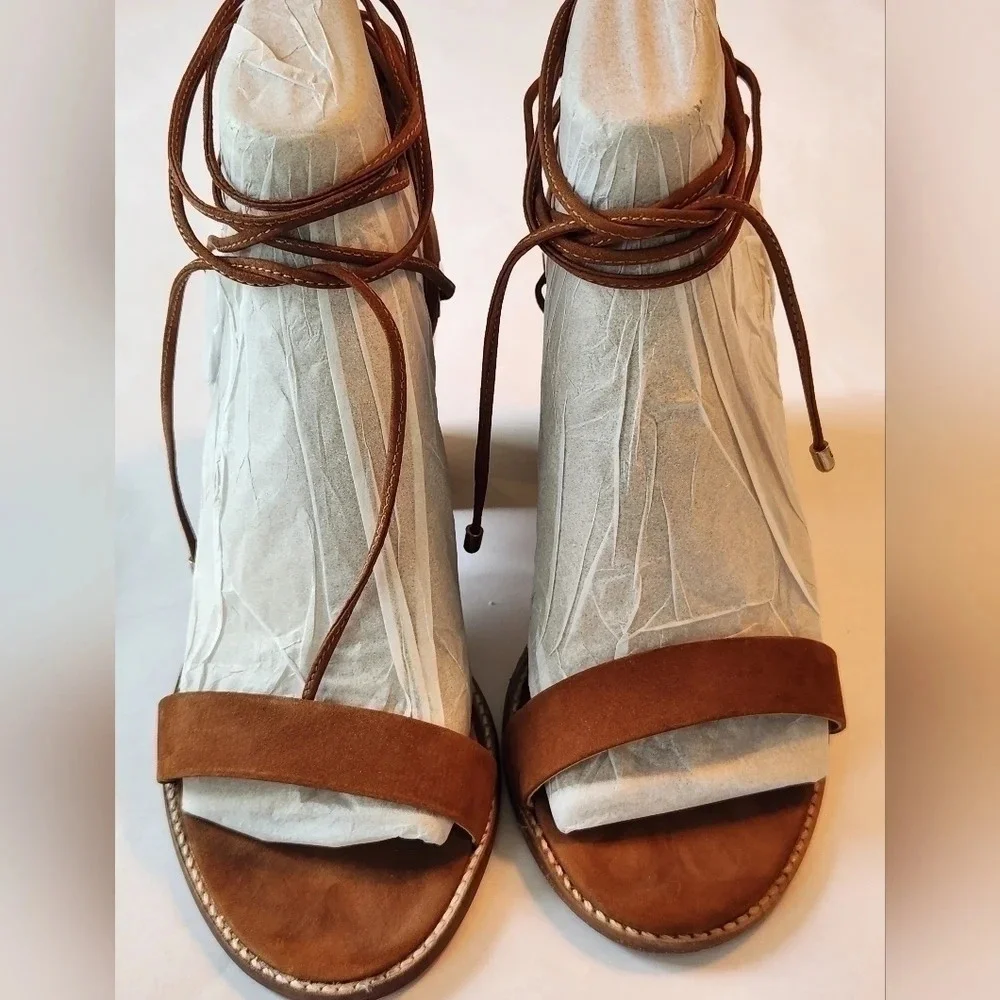|| SCHUTZ || block heeled sandals