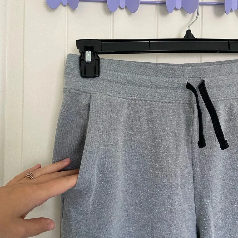 Under Armour girl’s under
