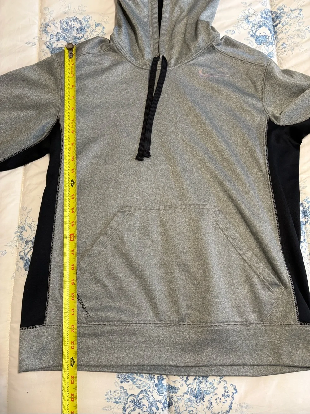 Nike therma fit