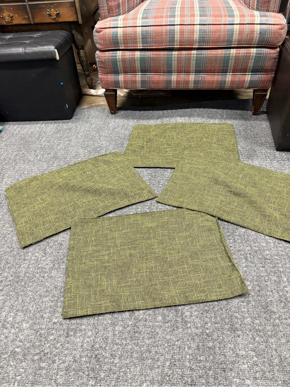 Kevin Textiles that tone effortless