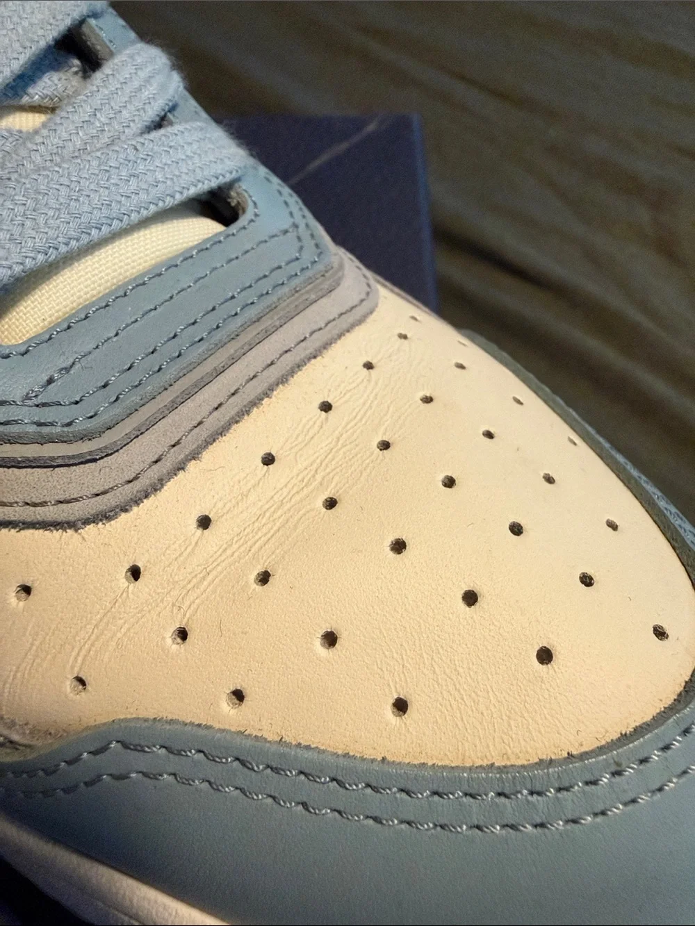 Dior stylish low