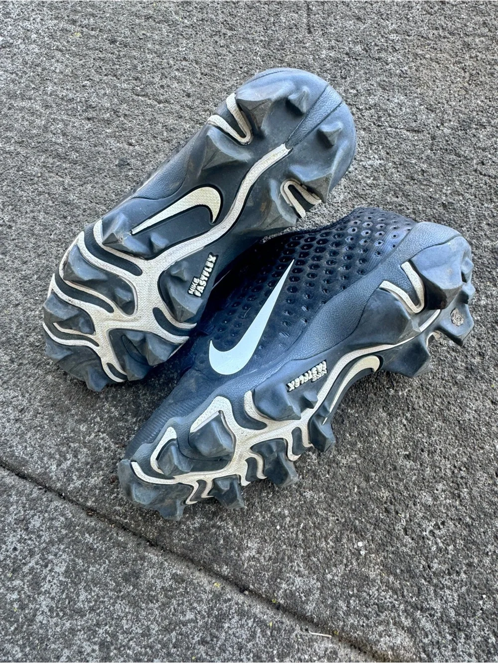 Nike classic kids