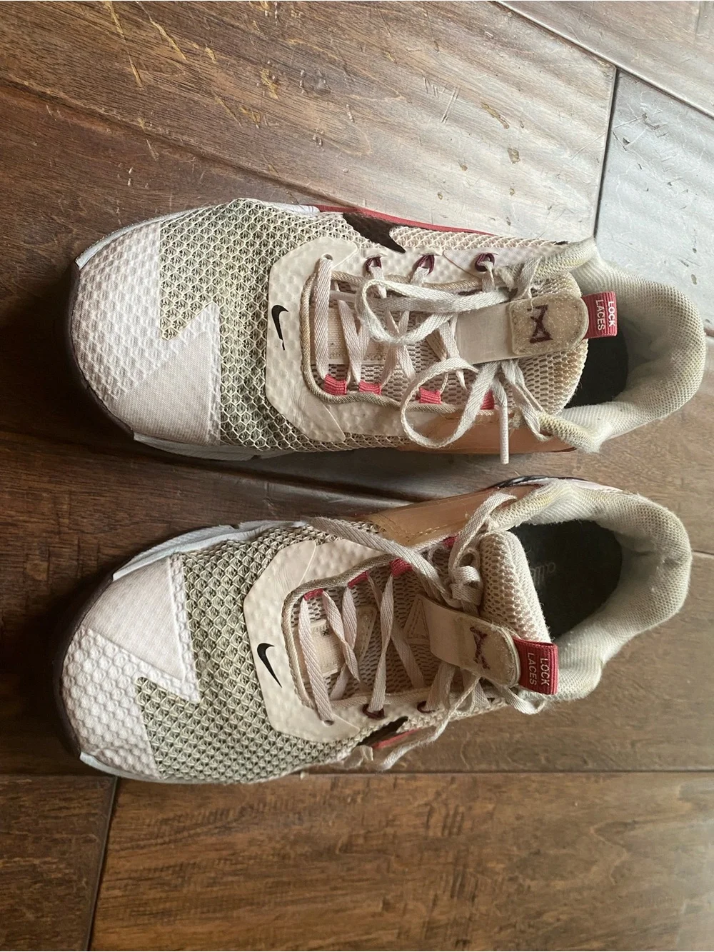 Nike women athletic