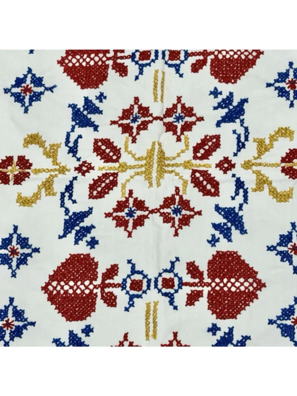 Unbranded tablecloth not design