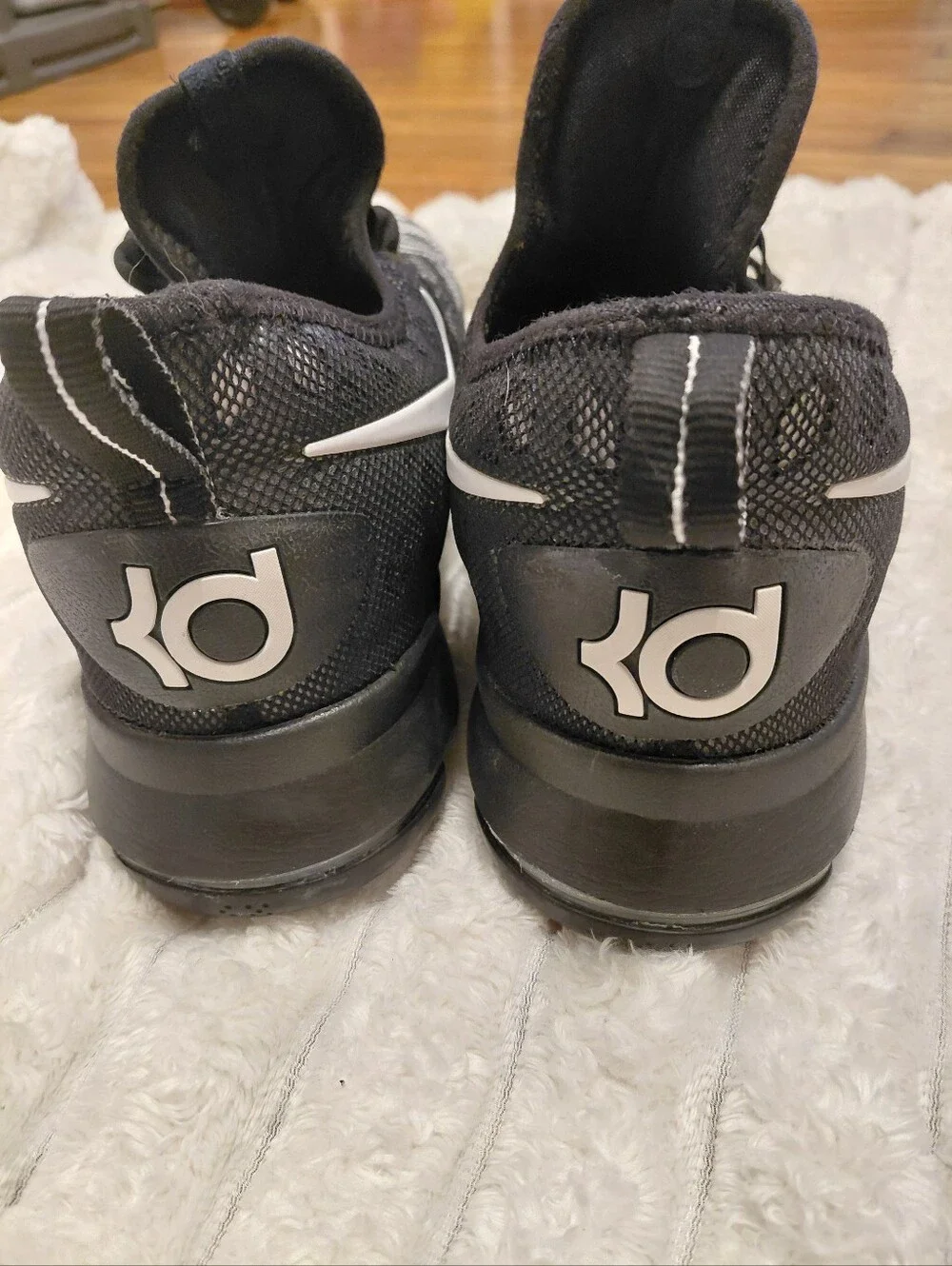 Nike mens 10