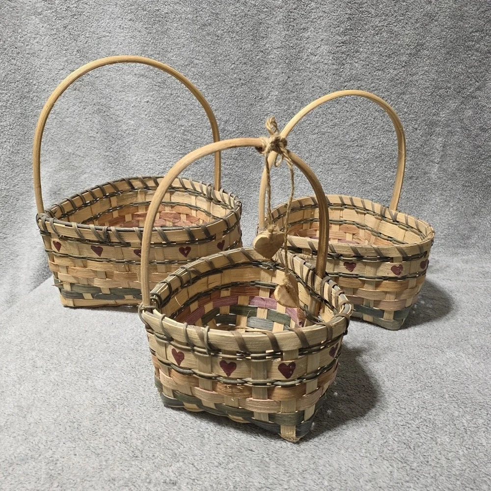 3 Heart Shaped Wicker Farmhouse Baskets with Handles Cottagecore Nesting Farm