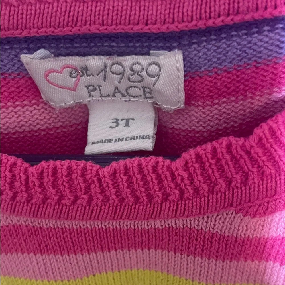 Place waist rainbow design