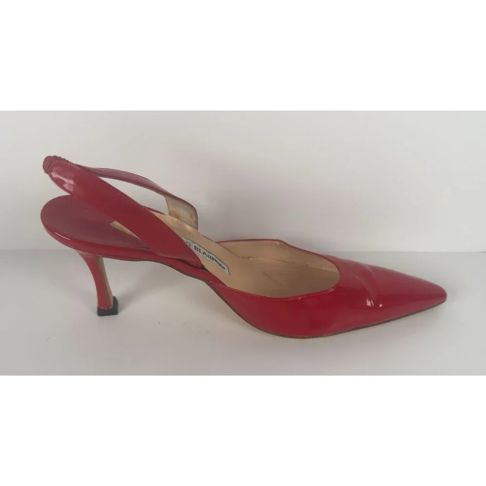 Manolo Blahnik heel height