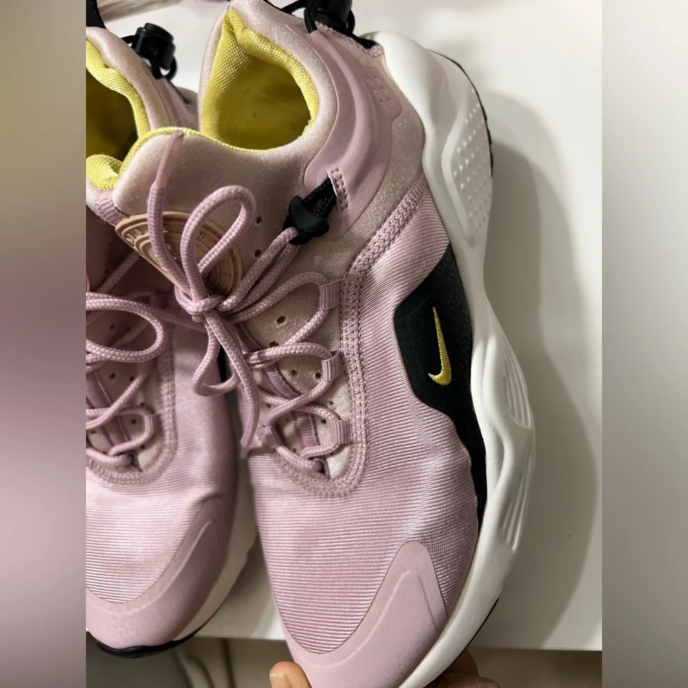Nike light pink