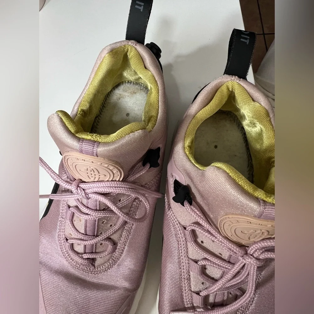 Nike light pink